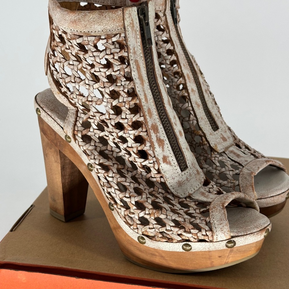 Sbicca Platform Woven Zip Leather Studded Peep Toe 4" Wooden Mule Clogs Heel 8